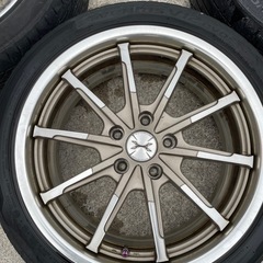 夏用タイヤ（215 45ZR 18）の画像