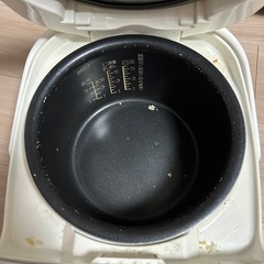 炊飯器の画像