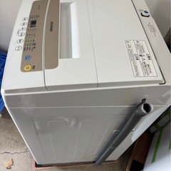 アイリスオーヤマ 洗濯機 IAW-T502EN 5kg 2019年製の画像