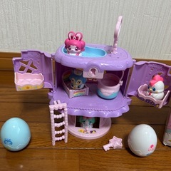 ここたまホテルとレゴ各種とNAOTOさんのパペットの画像