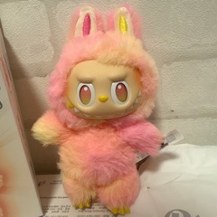 正規品新品未使用美品ラブブの画像