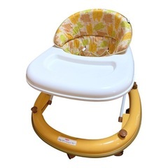 くまのプーさんはじめてのベビーウォーカー 歩行器の画像