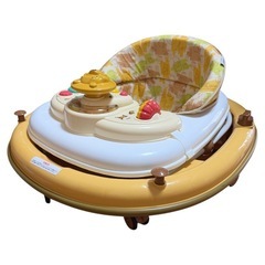 くまのプーさんはじめてのベビーウォーカー 歩行器の画像