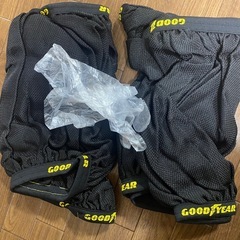 値下げ‼️GOODYEAR Snow Socks 布製タイヤチェーンの画像