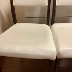 ダイニングチェア4脚の画像