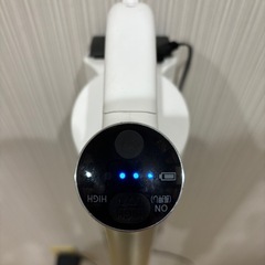 アイリスオーヤマ　充電式サイクロンスティッククリーナー　　の画像