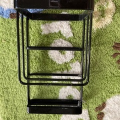 ニトリ水切りラックとtower包丁スタンドの画像