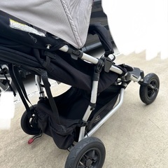 マウンテンバギーデュエット（双子ベビーカー）➕新品タイヤ１つの画像