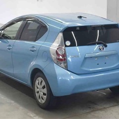 トヨタ　アクア　平成25年　早い者勝ちの画像