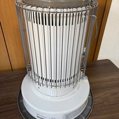 美品★トヨトミ製ストーブ★KS-67H★2019年製の画像