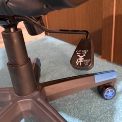 ゲーミングチェア ヘッドレスト・ランバーサポート付きの画像