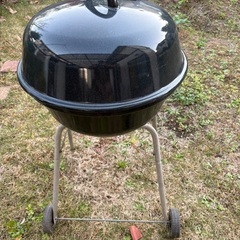 BBQグリル、薪、着火剤、炭、炭入れ陶器セットで