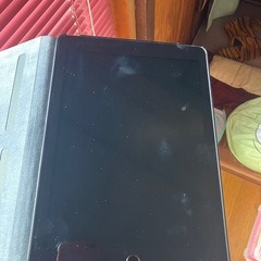 新品未使用　iPad 6th generation Wi-Fi+Cellularモデルです。 Cellular Wi-Fi A1954 専用カバー付きの画像