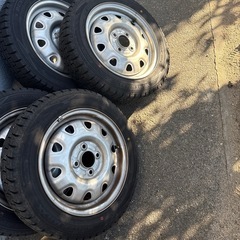 14インチ スタッドレスタイヤ ホイールセットの画像
