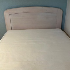 今日13時までに取りに来ていただける方限定！ベッドフレーム&マットレスの画像