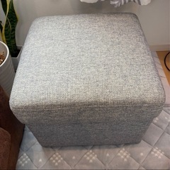 ニトリ　オットマン　グレーの画像