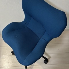 小型デスクチェアの画像