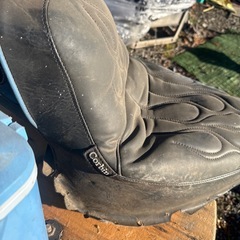 ハーレーのシートの画像