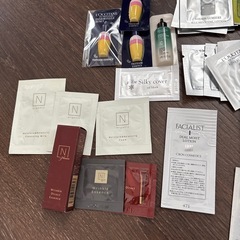 化粧品サンプルの画像