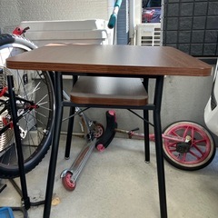 テーブル
の画像