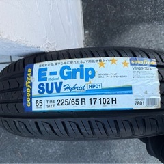 未使用タイヤの画像