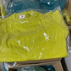 Sサイズの半袖服の画像