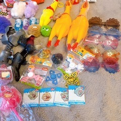 取引中！！本日限定!!大量50点☆新品未使用 お菓子・おもちゃまとめ売り クリスマスやパーティに🎄の画像