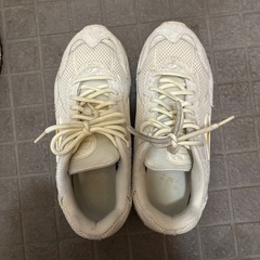 アディダス　PUMA スニーカーの画像