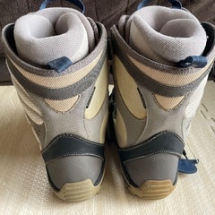 スノーボードブーツ Salomon23.5cmの画像
