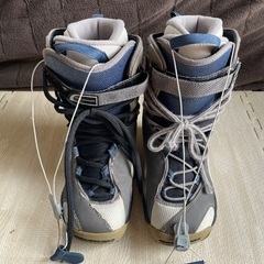 スノーボードブーツ Salomon23.5cmの画像
