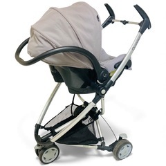 【洗浄済み】クイニーベビーカー　まきしマキシコシベビーシート　ベース　とらべるしすてトラベルシステムの画像