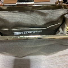 SNIDELオケージョンバックの画像