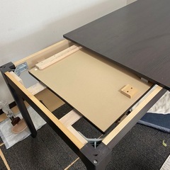 IKEA ダイニングテーブルの画像