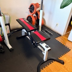 iROTEC 筋トレセット　スクワットスタンド付き　ベンチ付き　プレート140kgセット の画像