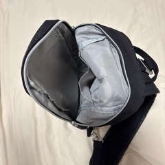 GOLIATH ショルダーバッグ　斜め掛けの画像