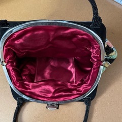 総ビーズハンドバッグの画像