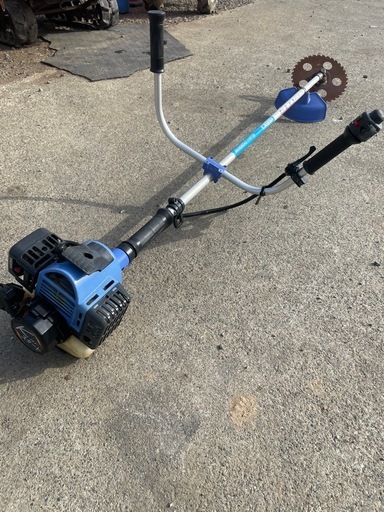 草刈機　イセキ　刈払機