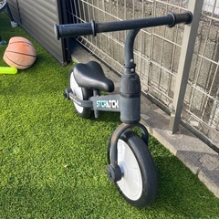 幼児用自転車の画像