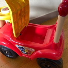 アンパンマン手押し車の画像