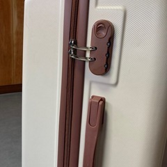 大型スーツケース　キャリーケース　年末年始の旅行や帰省にの画像