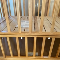 ベビーベッドの画像