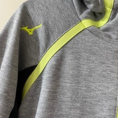 メンズ　ミズノ　パーカー　中古の画像