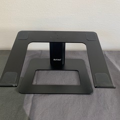 ノートパソコンスタンドの画像