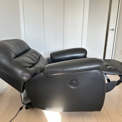 電動　リクライニング　ソファの画像