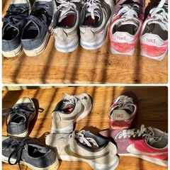 スニーカー3点の画像