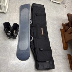 スノーボード　板　まとめて　ケースの画像