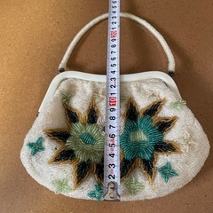 ビーズバッグの画像