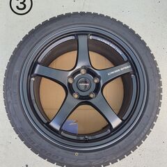 2022年製 245/40R18 トーヨータイヤ　OBSERVE GIZ2　スタッドレスタイヤ　ホイールセットの画像