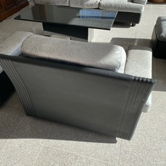 革製シングルソファの画像