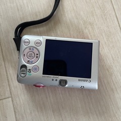 Canon　IXY　デジタルカメラ　10.0メガピクスの画像